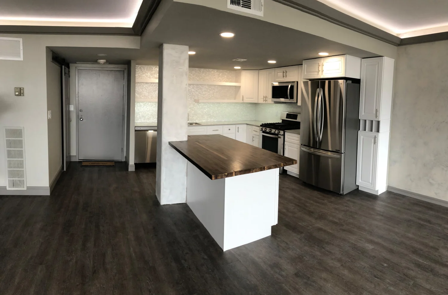 DOWNTOWN CONDO REMODEL