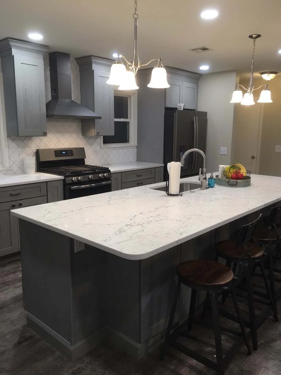 CONTEMPORARY KITCHEN UPDATE