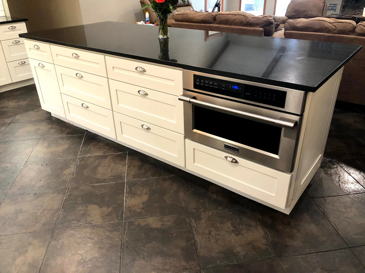 FARMHOUSE KITCHEN AND BATHROOM REMODEL